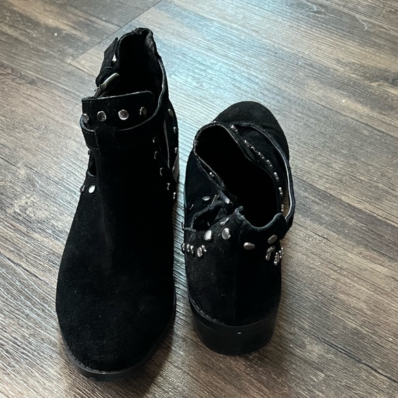 Black Carlos Santana Bootie Size 7 - Picture 2 of 2